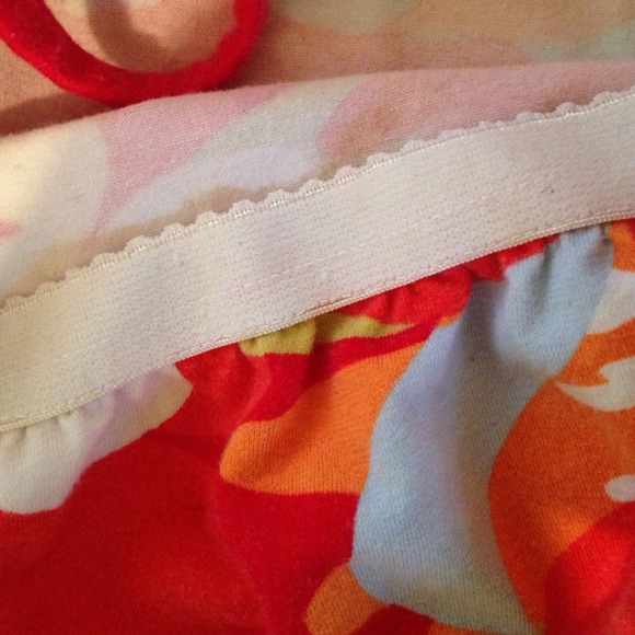 Boutique Europa floral crop top - Picture 3 of 3