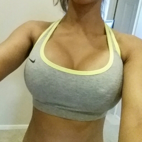 Reversible nike sports bra