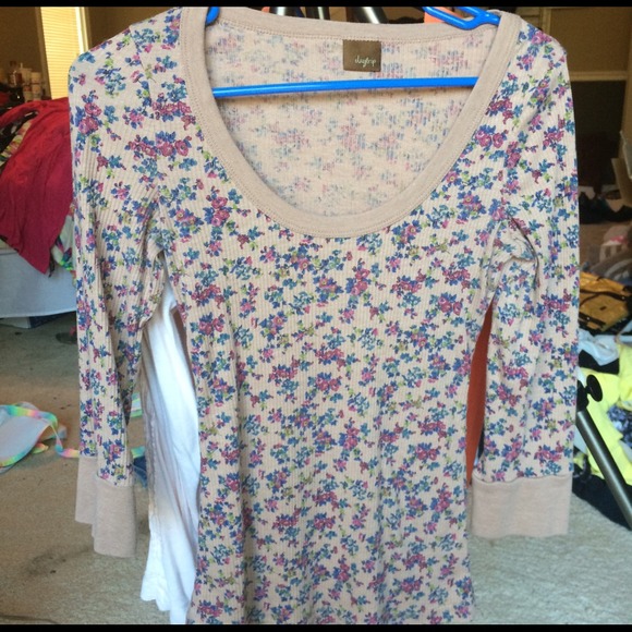 Medium Daytrip Scoop Neck