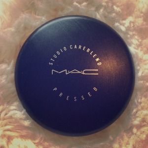 MAC Studio Careblend Pressed Powder! *Medium Plus*