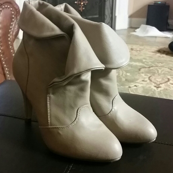 REDUCED Boots never worn