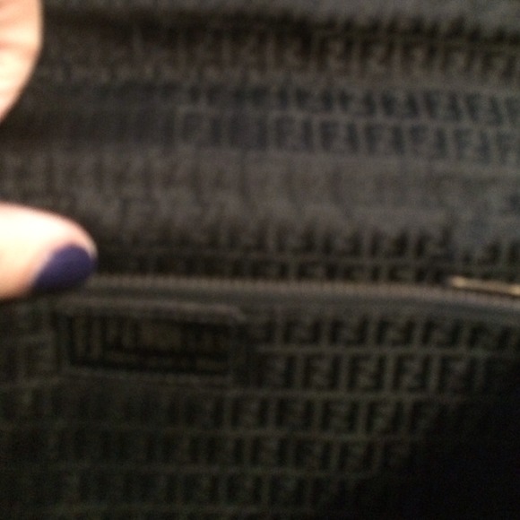 Vintage Fendi black shoulder bag - Picture 3 of 3