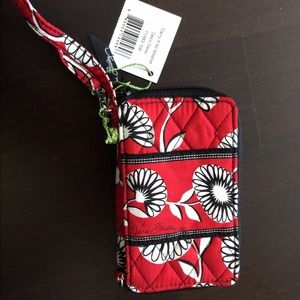 BRAND NEW Vera Bradley Wristlet