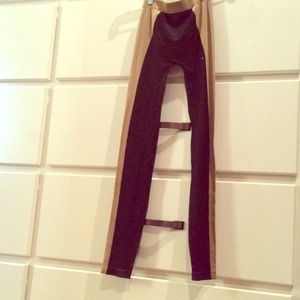 Black and gold leggings