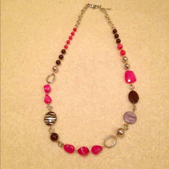 New York and Co Necklace