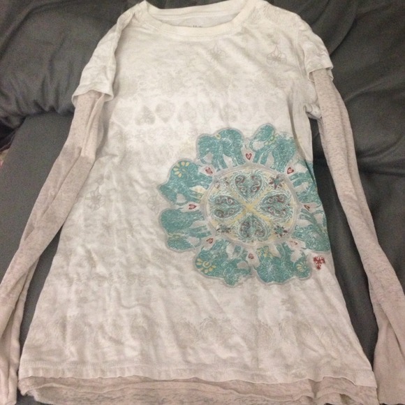 Long sleeve shirt