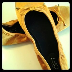 Ann Taylor Loft flats