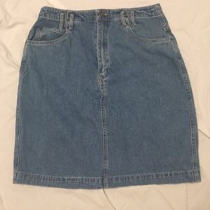 Vintage high waisted denim skirt