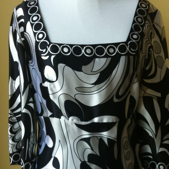 White House Black Market Silk Patterned Dress - Picture 2 of 4