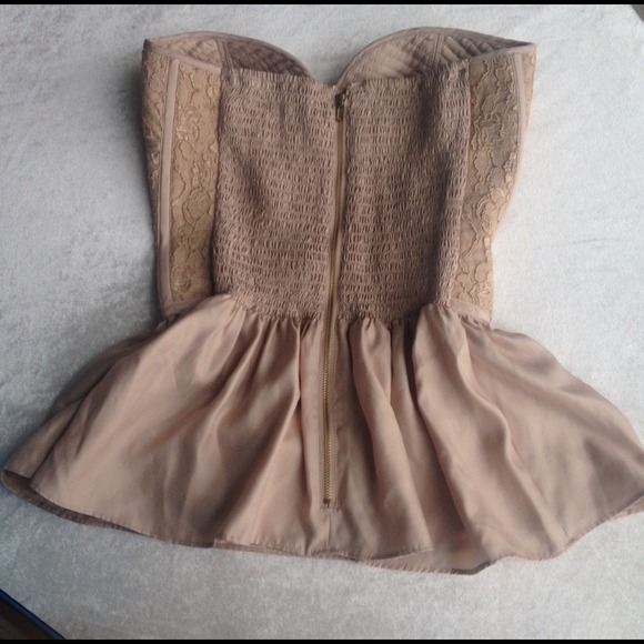 Beige lace bustier top - Picture 3 of 4