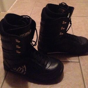 Men's Size 10 Snowboard Boots