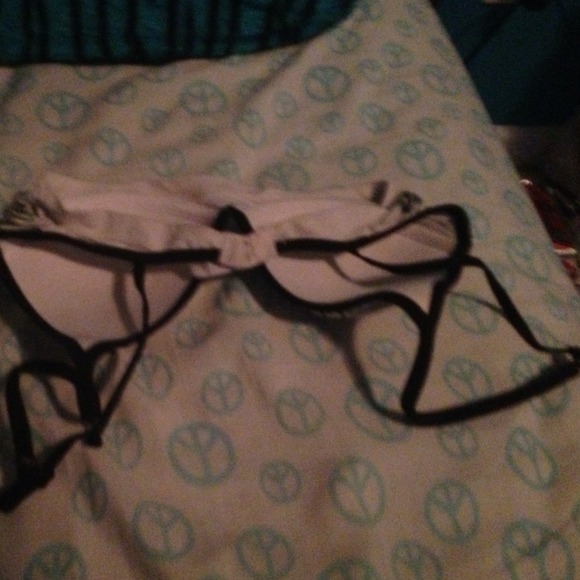 Bra - Picture 2 of 2