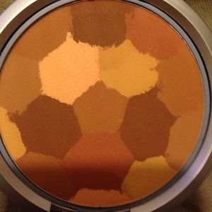 New Powder palette multi-colored bronzer, no box!