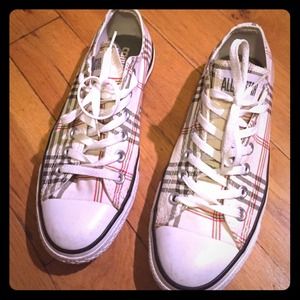 Plaid converse sneakers