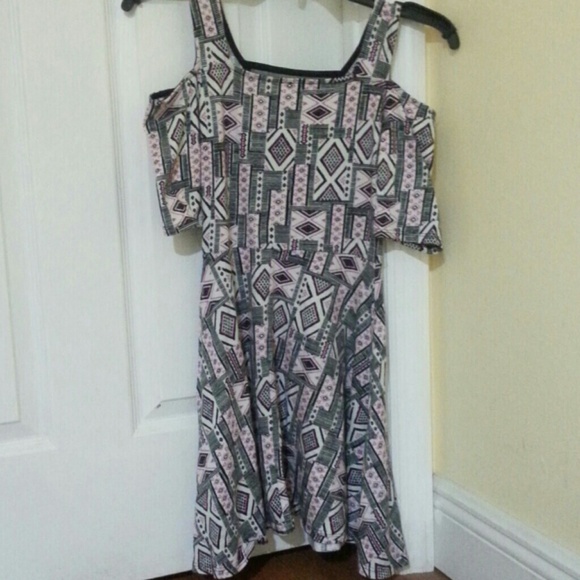 Aztec dress - Picture 2 of 3
