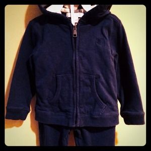 Like new! Burberry sweat suit