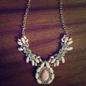 Bib necklace