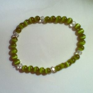 Lime Cats Eye bead Bracelet