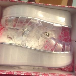 Clear Jell Platforms