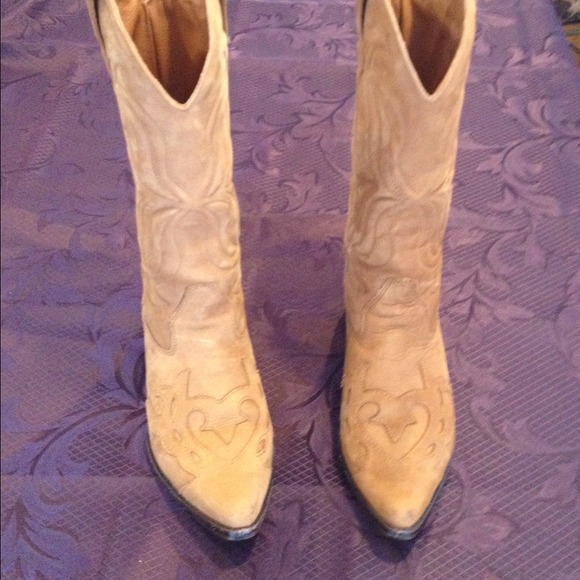Flings cowboy boots