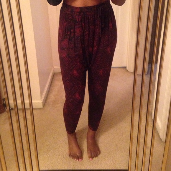 Red Hammer Pants from Urban Outfitters - Picture 4 of 4