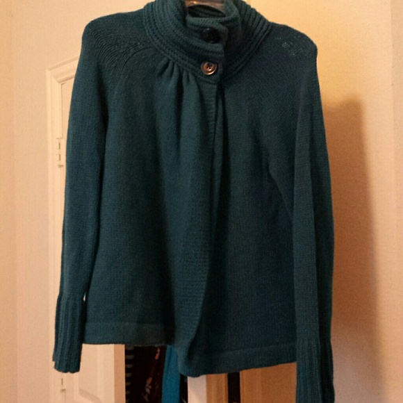 Large Old Navy sweater