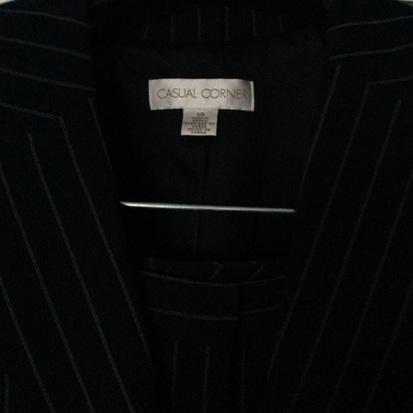 Navy pinstripe pant suit from casual corner. 14 - Picture 2 of 3
