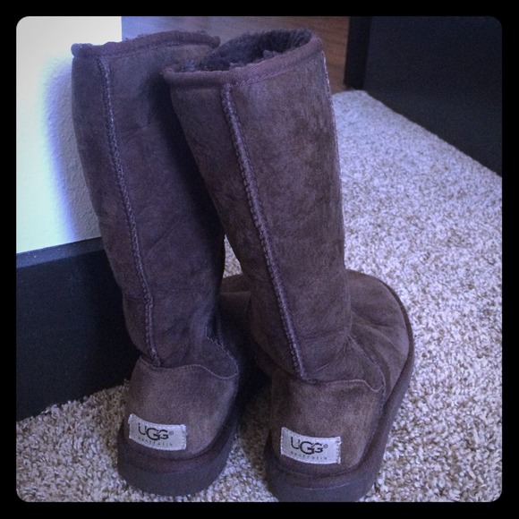 Brown ugg boots