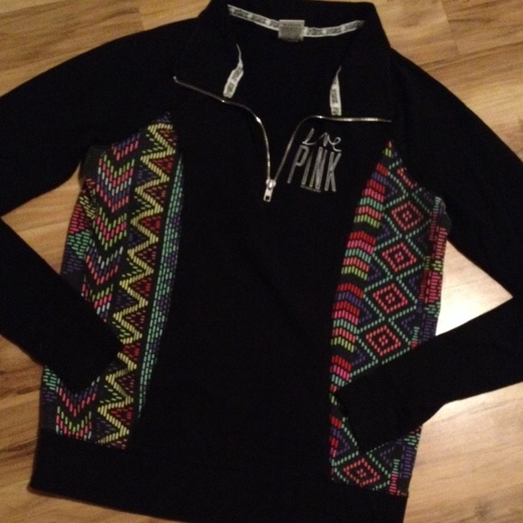 Victoria's Secret Geo Print Yoga Half Zip