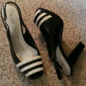 Black off-white sandal