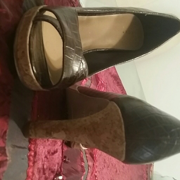 Sexy Chocolate brown heels... ***FIRM PRICE *** - Picture 3 of 4