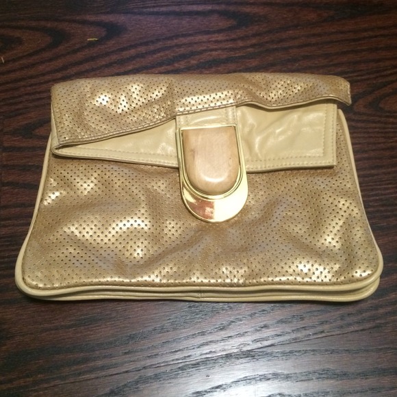 Gustto scopio molino clutch