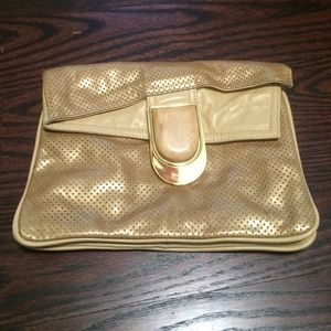 Gustto scopio molino clutch