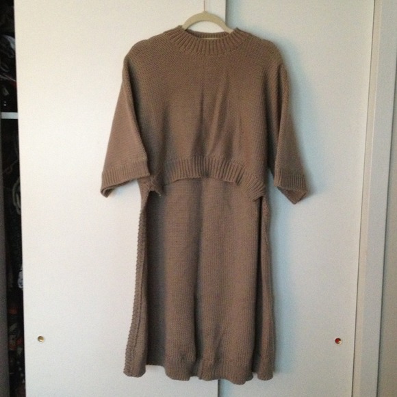 Yigal Azrouel cropped front and long back sweater