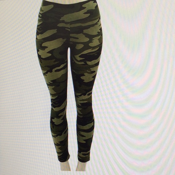 Brand new camouflage leggings, super cool