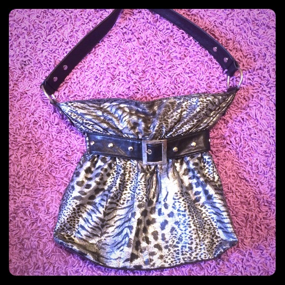 Silver animal print handbag!