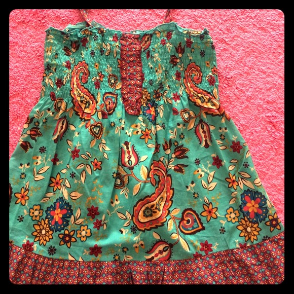 Adorable paisley tunic! Great for fall! - Picture 1 of 4