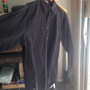 Perry Ellis button down shirt