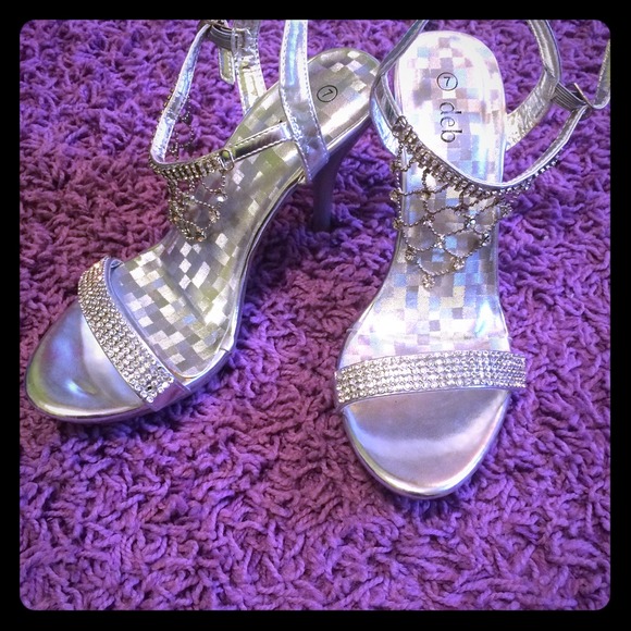 Deb chandelier prom heel!