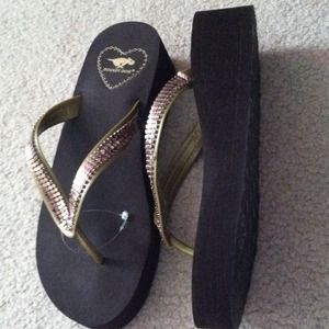 Rocket Dog Pump sandals