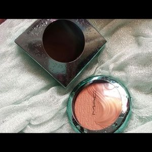 MAC Alluring Aquatic Bronzer (LimetedEdition)