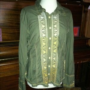 Embroidered design shirt