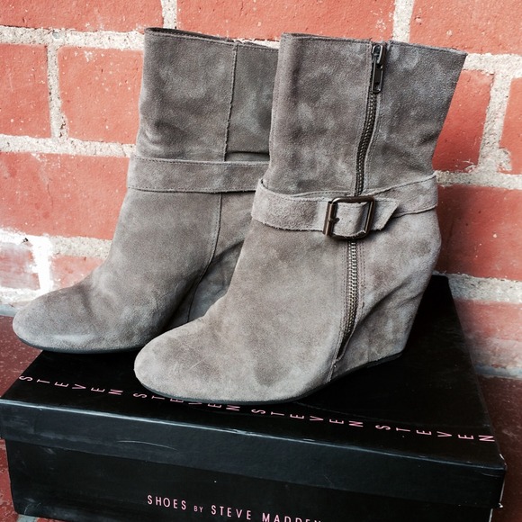 Steve Madden Shoes - Suede wedge boots