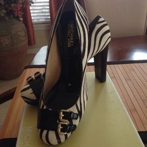 Michael Kors Pump Shoes