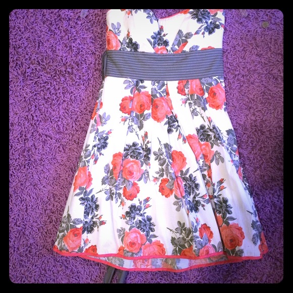 Body Central floral summer dress!