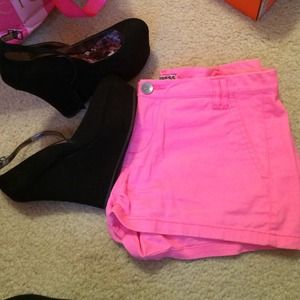 Express neon pink size 4 shorts