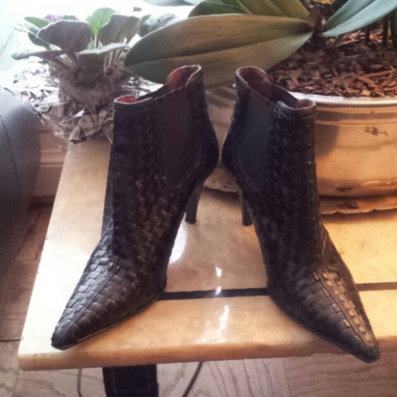 Donald J Pliner Woven Bootie