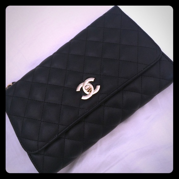 Chanel inspired clutch w/ detachable cross body