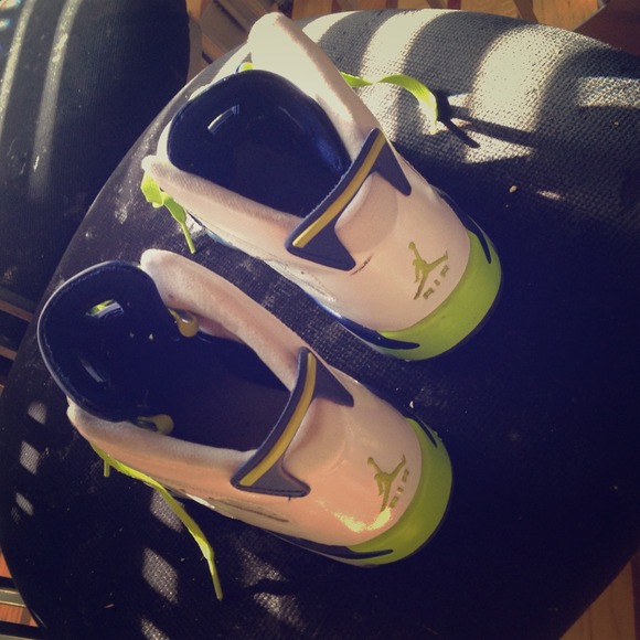 Jordan Shoes - Jordan 6's