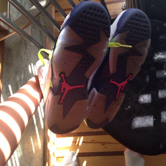 Jordan 6's - Picture 2 of 4